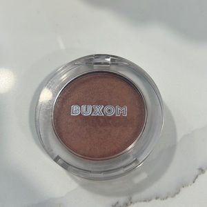 Buxom blush